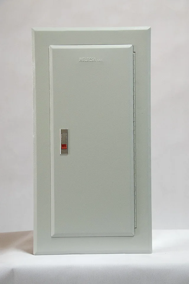 TABLERO EMPOTRABLE 36 POLOS RIEL COBRE + 6 DIFERENCIALES SEMIPESADO
