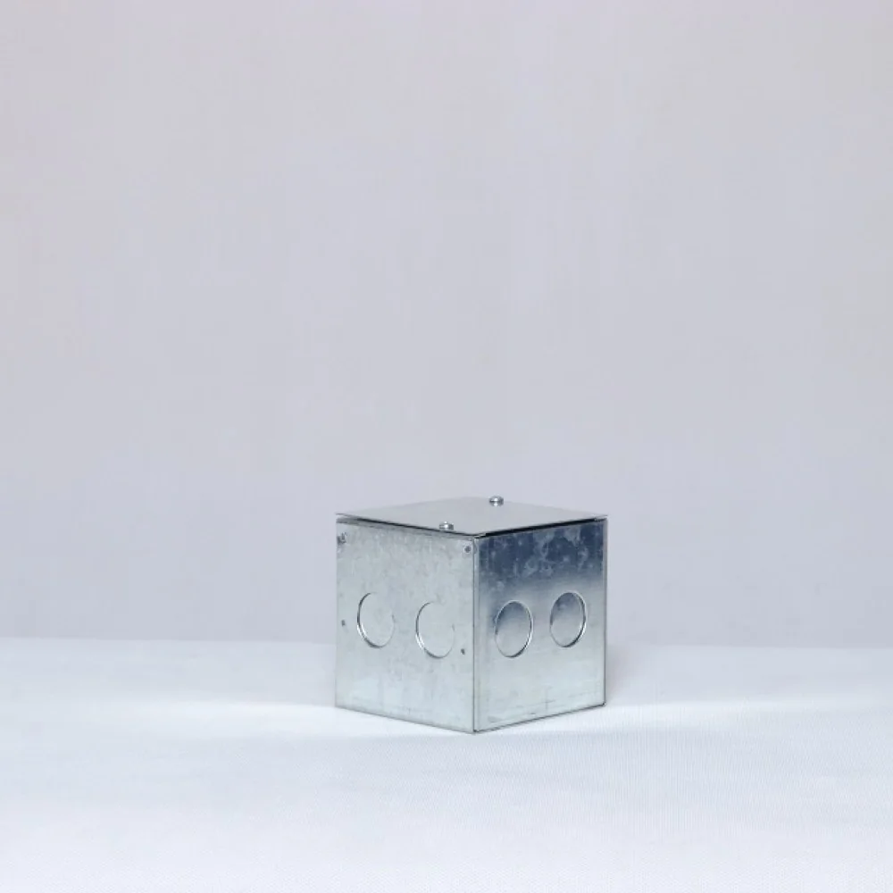 CAJA DE PASE 4X4X4″ SEMIPESADA
