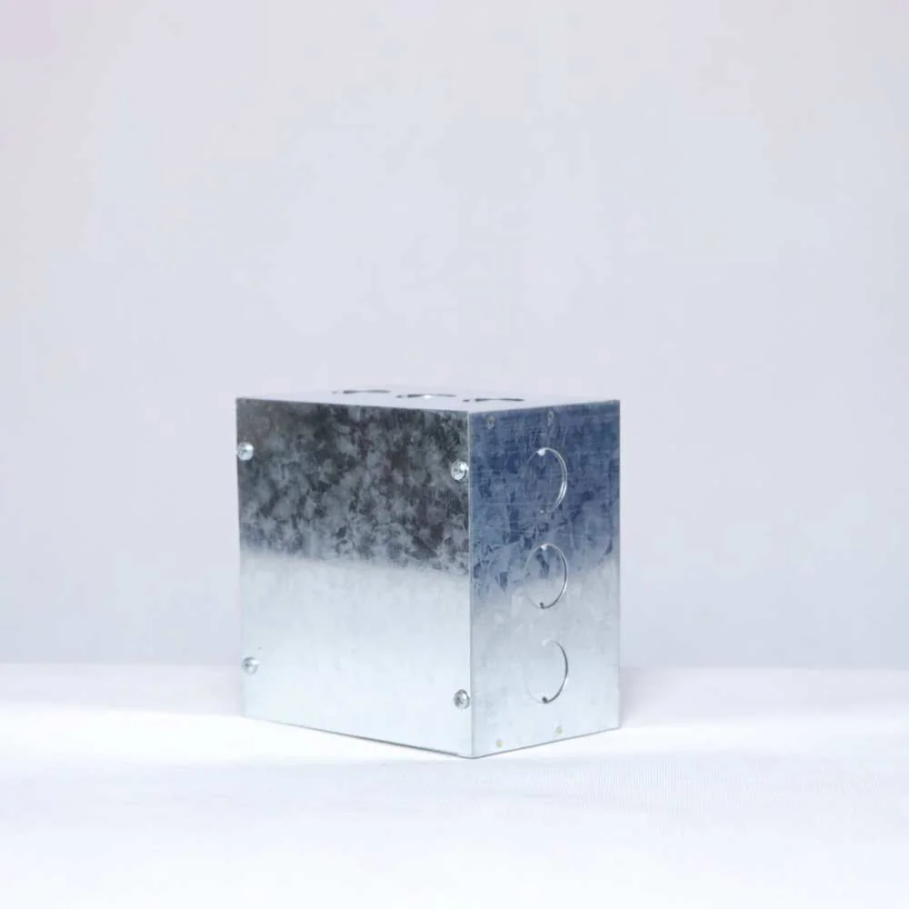 CAJA DE PASE 6X6X4″ SEMIPESADA